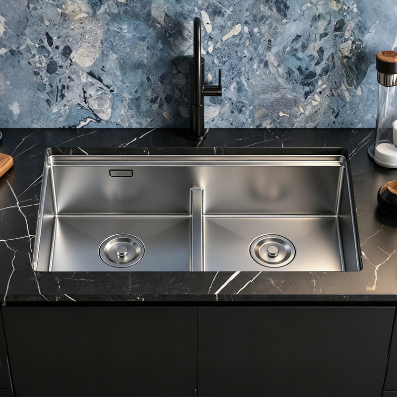 33 in. Double Bowl 304 Stainless Steel Kitchen Sink, Brushed Finish